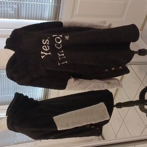 4/$80 New Black & Gray Plush Hoodie - Size XXL (US16)